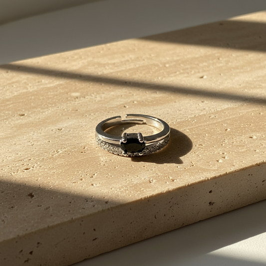Minimal Black Stone Adjustable Ring