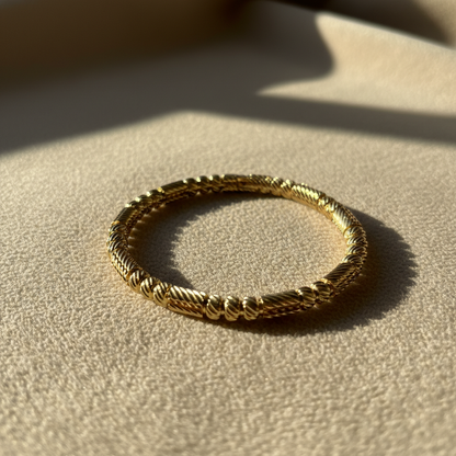 Golden Twist Classic Bangle