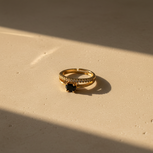 Classic Spark Black Stone Ring