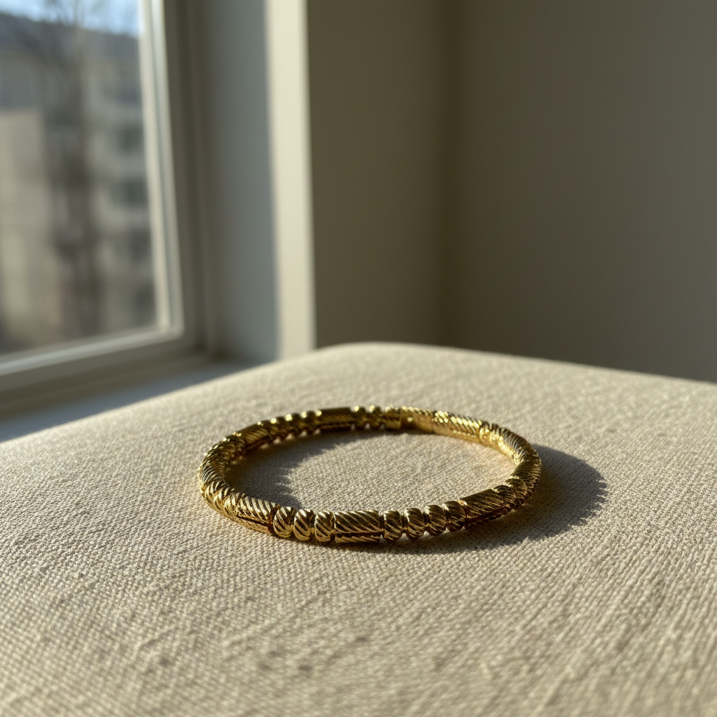 Golden Twist Classic Bangle